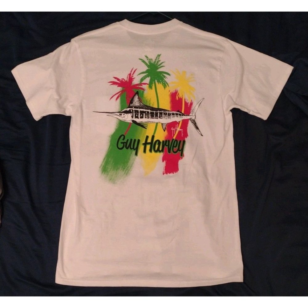 NEW / MEDIUM - GUY HARVEY / Mens  Short Sleeve / Heavy Cotton / T-Shirt (2D1)